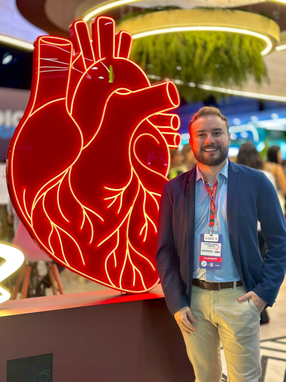 Dr. Jhayme Farias em evento de cardiologia